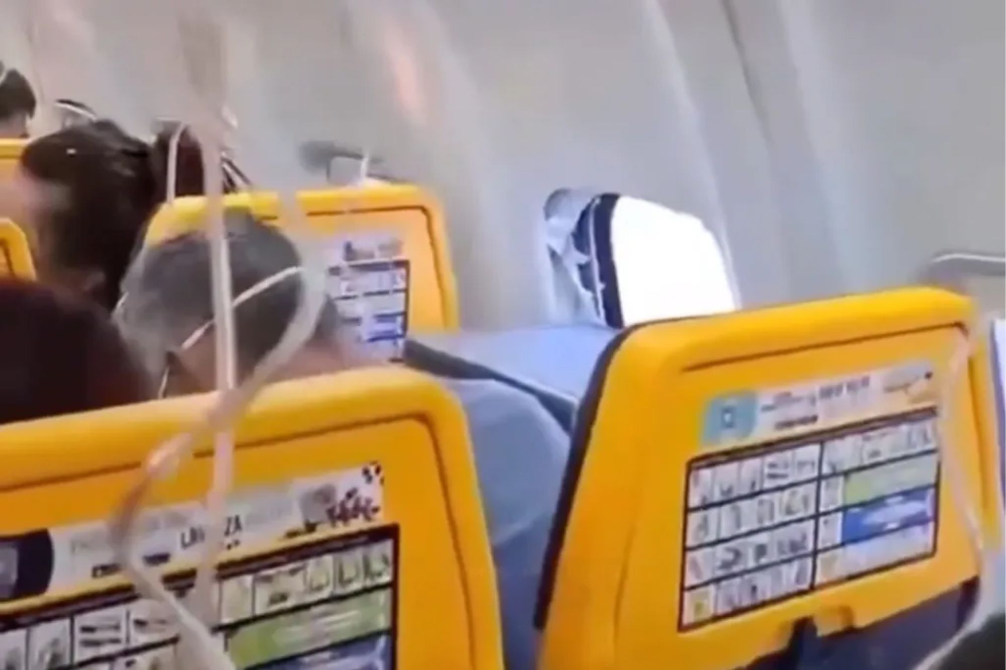US investigators take over probe into Ryanair flight where passenger was almost sucked out of window